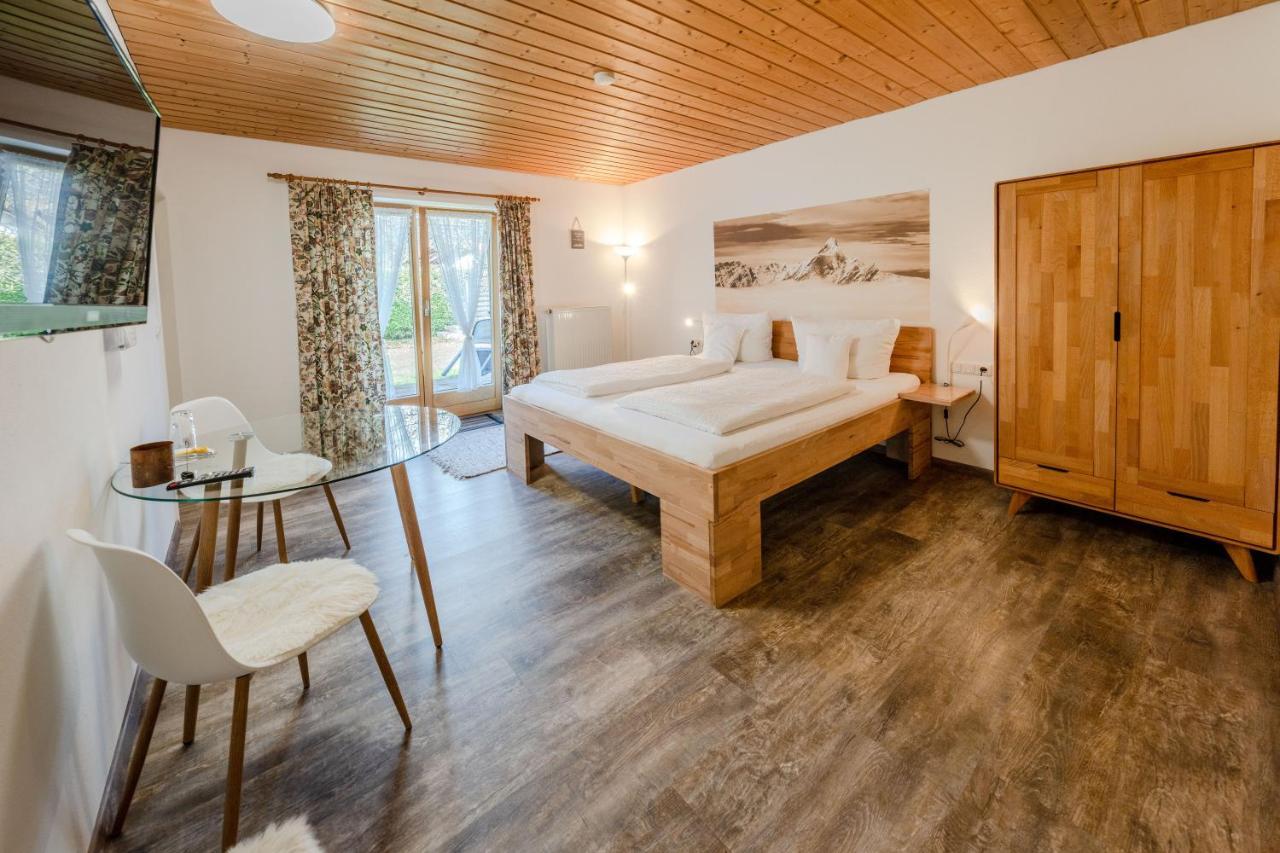 Gaestehaus Doering Mittenwald Buitenkant foto